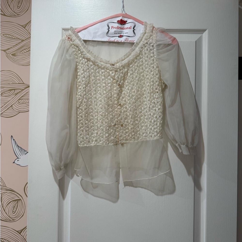 Elegant Cream Sheer Blouse 
- thrifted
- it has one tiny stain, ( seen above )
